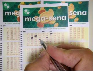 Mega-Sena acumula novamente e prêmio vai para 100 milhões