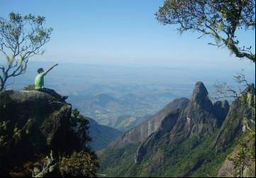 Portais de Hércules, no Parnaso, é cartão-postal do Brasil no exterior