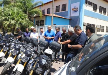 Município recebeu sete motos para a Segurança e Meio Ambiente 