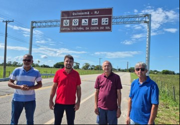 Pórtico instalado na entrada da cidade reforça a vocação turística e cultural de Quissamã