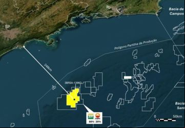 O poço 3-BRSA-1396D-SPS está localizado a 248 km da cidade de Santos-SP, em profundidade d