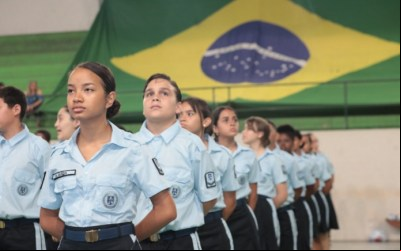 SP Aprova Escolas Cívico-Militares: Decisão Inédita!